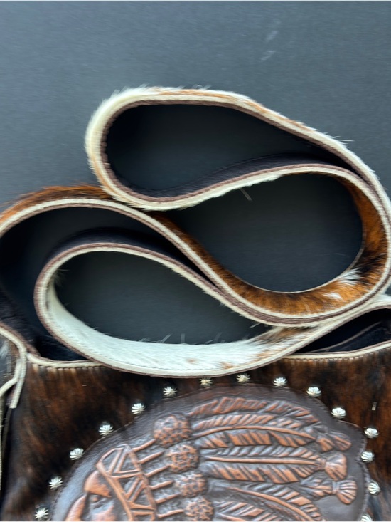 Raviani Studded Native American Fringe Crossbody Bag In Hair-On Cowhide EUC - Picture 4 of 17